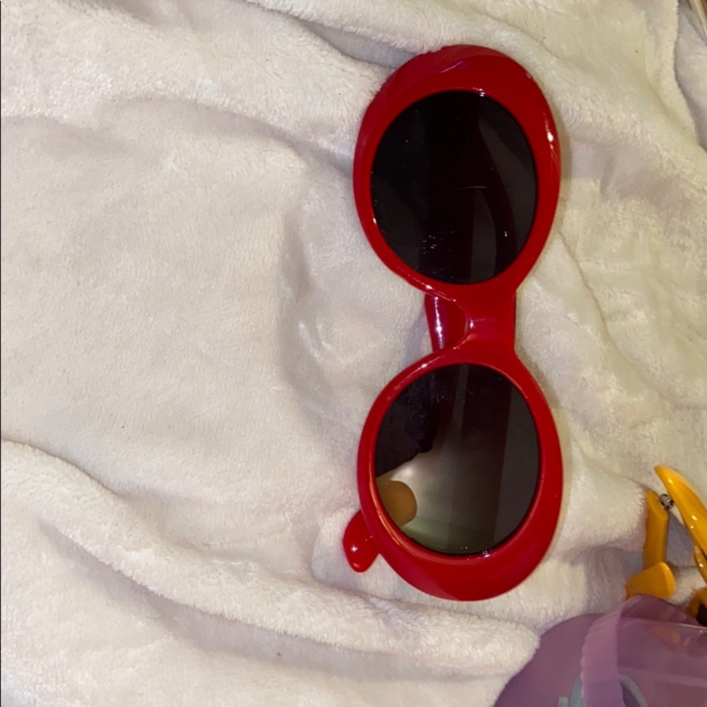 Red sunglasses